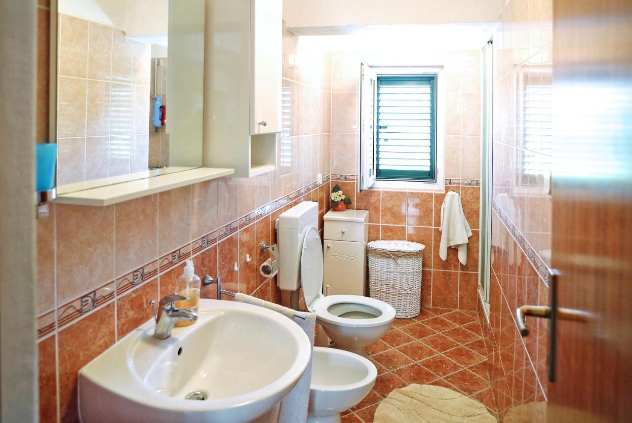 Seaside Holiday House Sali, Dugi Otok - 16128 ภายนอก รูปภาพ